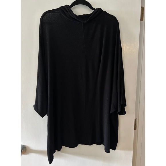 Flowy top - Picture 2 of 4